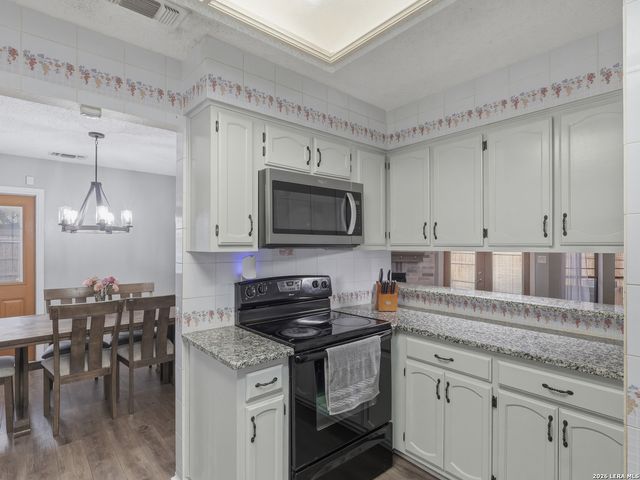 5611 Timber Jack, San Antonio, TX 78250