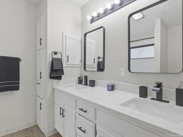 5611 Timber Jack, San Antonio, TX 78250