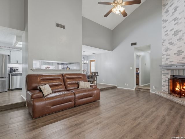 5611 Timber Jack, San Antonio, TX 78250