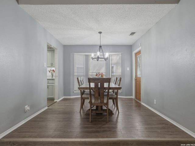 5611 Timber Jack, San Antonio, TX 78250