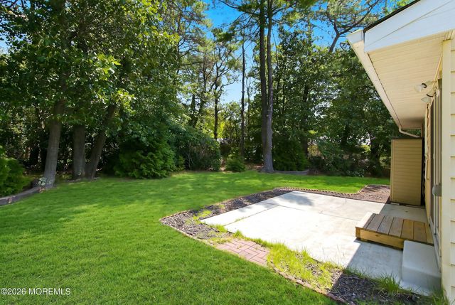 56 Constitution Boulevard, Whiting, NJ 08759