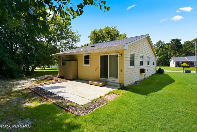 56 Constitution Boulevard, Whiting, NJ 08759