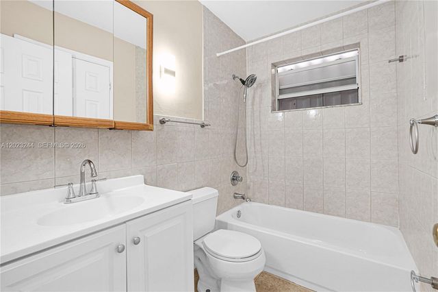 2400 SW 103rd Court, Miami, FL 33165