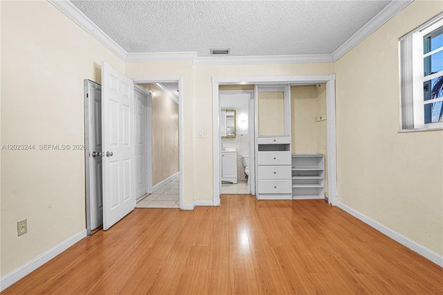 2400 SW 103rd Court, Miami, FL 33165