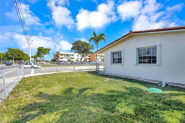 2400 SW 103rd Court, Miami, FL 33165