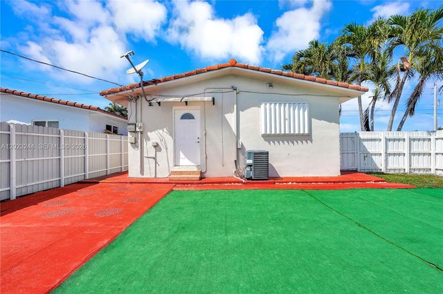 2400 SW 103rd Court, Miami, FL 33165