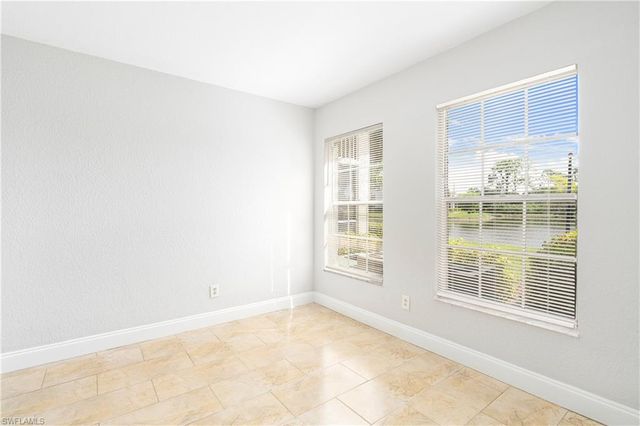 116 Santa Clara DR 12, Naples, FL 34104