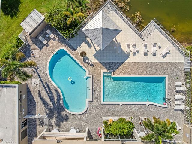 116 Santa Clara DR 12, Naples, FL 34104