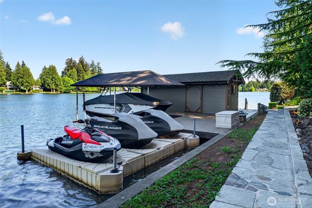 21421 Snag Island Drive E, Lake Tapps, WA 98391