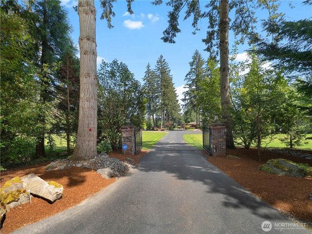 21421 Snag Island Drive E, Lake Tapps, WA 98391