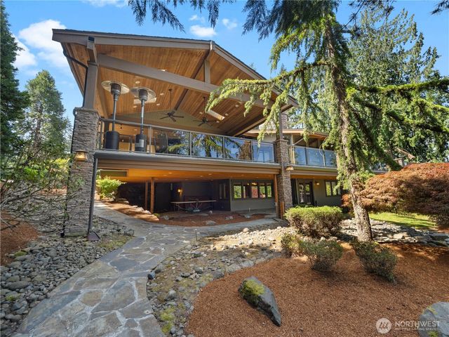 21421 Snag Island Drive E, Lake Tapps, WA 98391