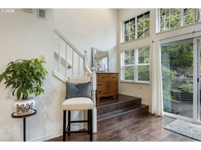 9721 Nw MILLER HILL Dr, Portland, OR 97229