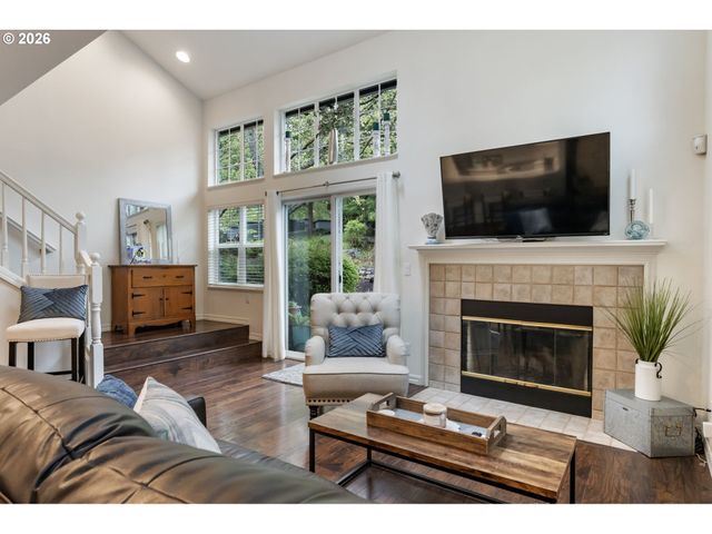 9721 Nw MILLER HILL Dr, Portland, OR 97229