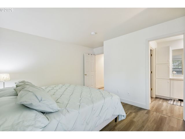 9721 Nw MILLER HILL Dr, Portland, OR 97229