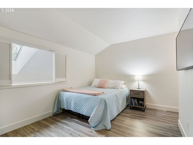 9721 Nw MILLER HILL Dr, Portland, OR 97229