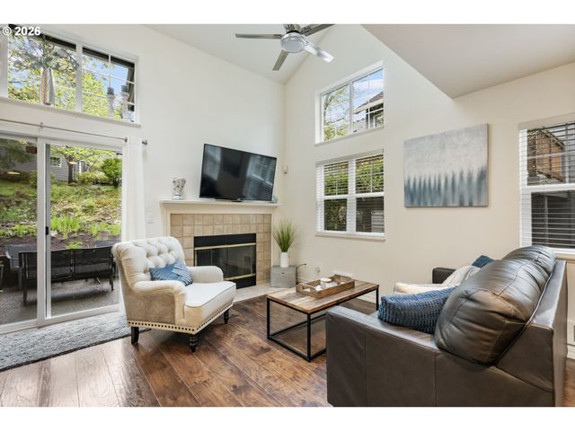 9721 Nw MILLER HILL Dr, Portland, OR 97229