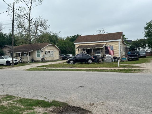 4017 Robertson Street, Houston, TX 77009