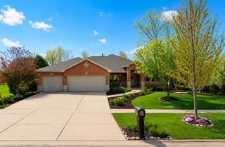 2522 Bluestone Bay Drive, New Lenox, IL 60451