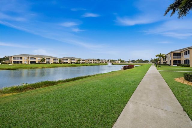 6626 7TH AVENUE CIRCLE W, Bradenton, FL 34209