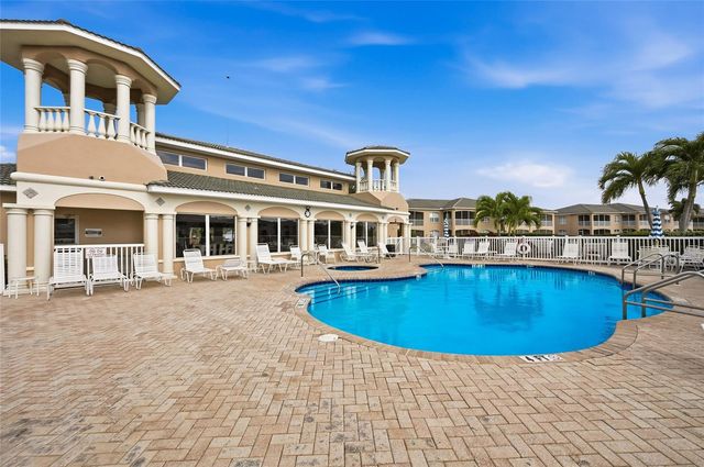 6626 7TH AVENUE CIRCLE W, Bradenton, FL 34209