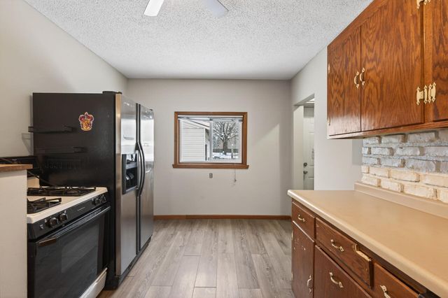 305 Osceola Avenue S, Saint Paul, MN 55102