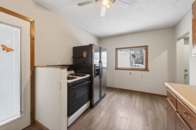 305 Osceola Avenue S, Saint Paul, MN 55102