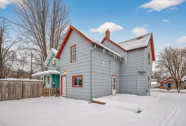 305 Osceola Avenue S, Saint Paul, MN 55102