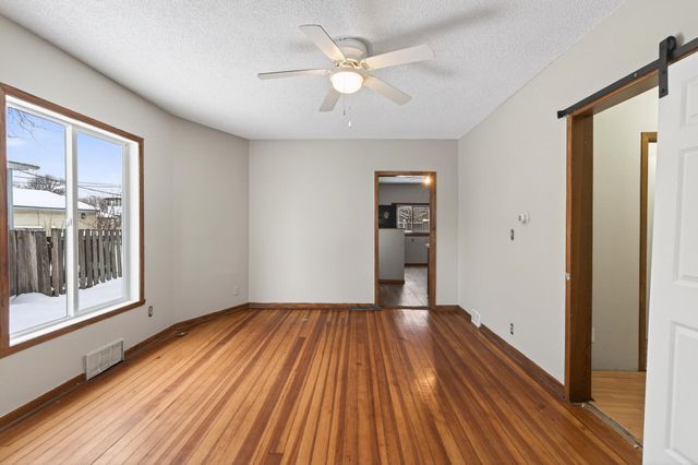 305 Osceola Avenue S, Saint Paul, MN 55102