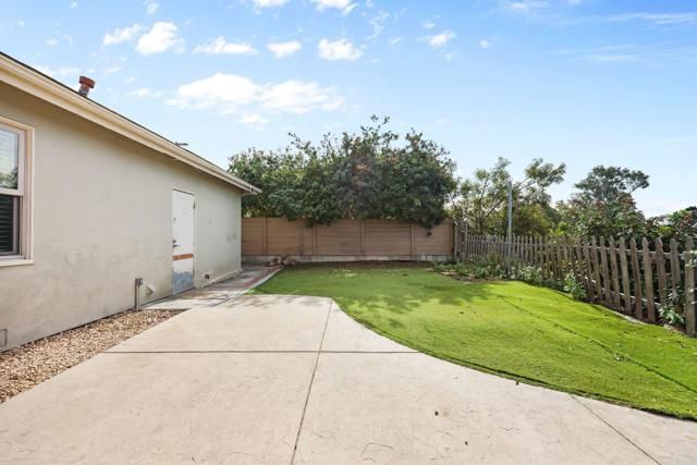 5254 Bocaw Place, San Diego, CA 92115