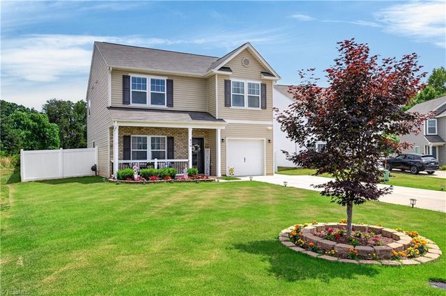 878 Bitting Hall Drive, Rural Hall, NC 27045