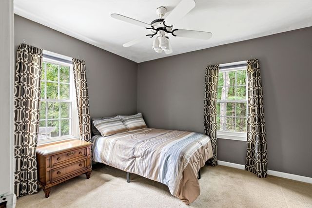 195 Bournehurst Dr, Plymouth, MA 02360