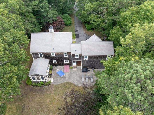 195 Bournehurst Dr, Plymouth, MA 02360