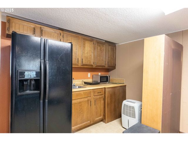 5383 SUNSHINE Rd, Roseburg, OR 97470
