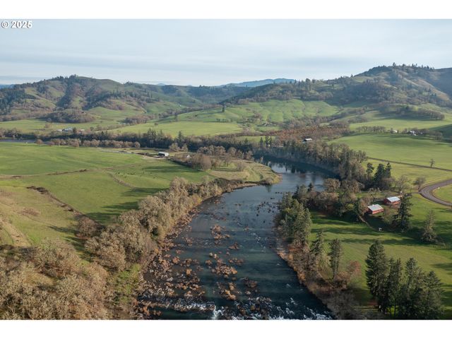 5383 SUNSHINE Rd, Roseburg, OR 97470