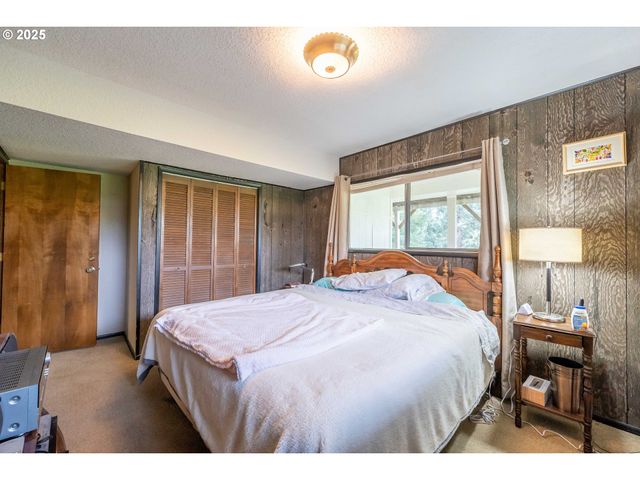 5383 SUNSHINE Rd, Roseburg, OR 97470