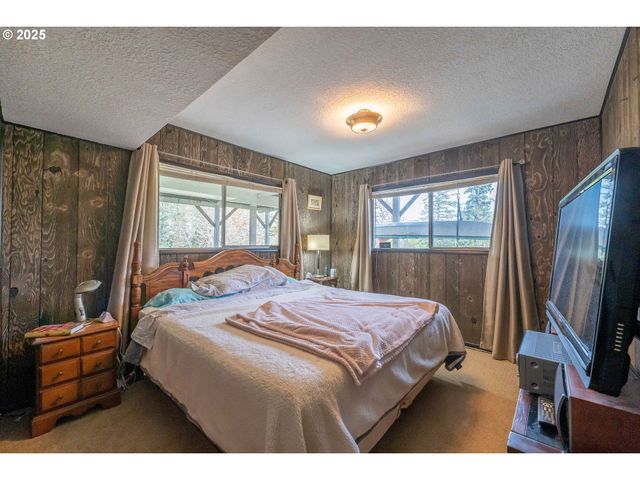 5383 SUNSHINE Rd, Roseburg, OR 97470