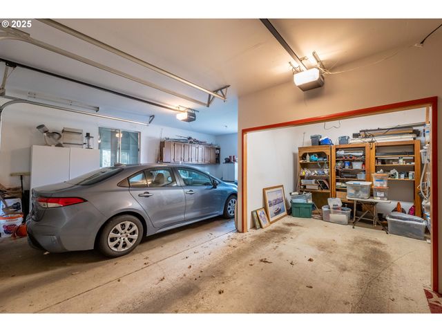 5383 SUNSHINE Rd, Roseburg, OR 97470