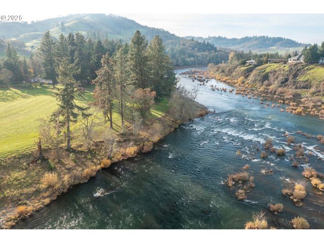 5383 SUNSHINE Rd, Roseburg, OR 97470