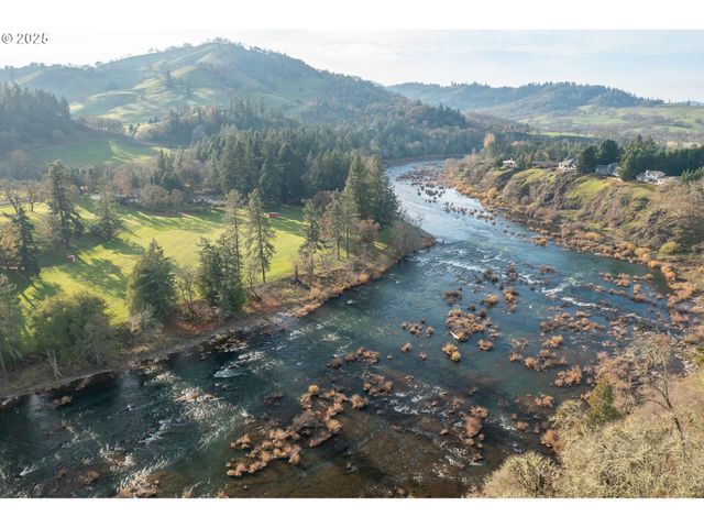5383 SUNSHINE Rd, Roseburg, OR 97470