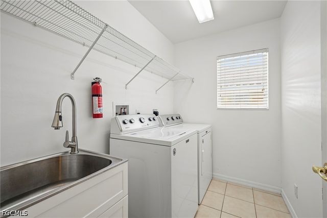 9724 Foxhall WAY 4, Estero, FL 33928