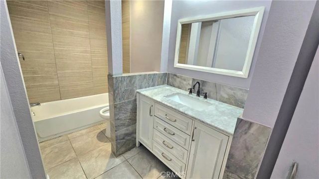 7641 Reseda Boulevard 87, Reseda, CA 91335