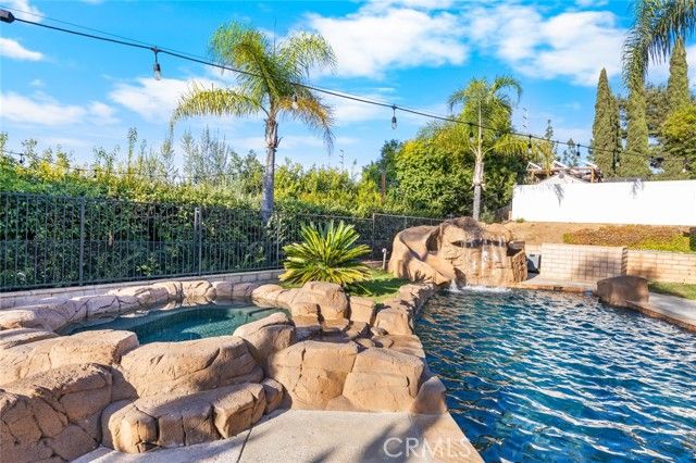 19831 Caprice, Yorba Linda, CA 92886