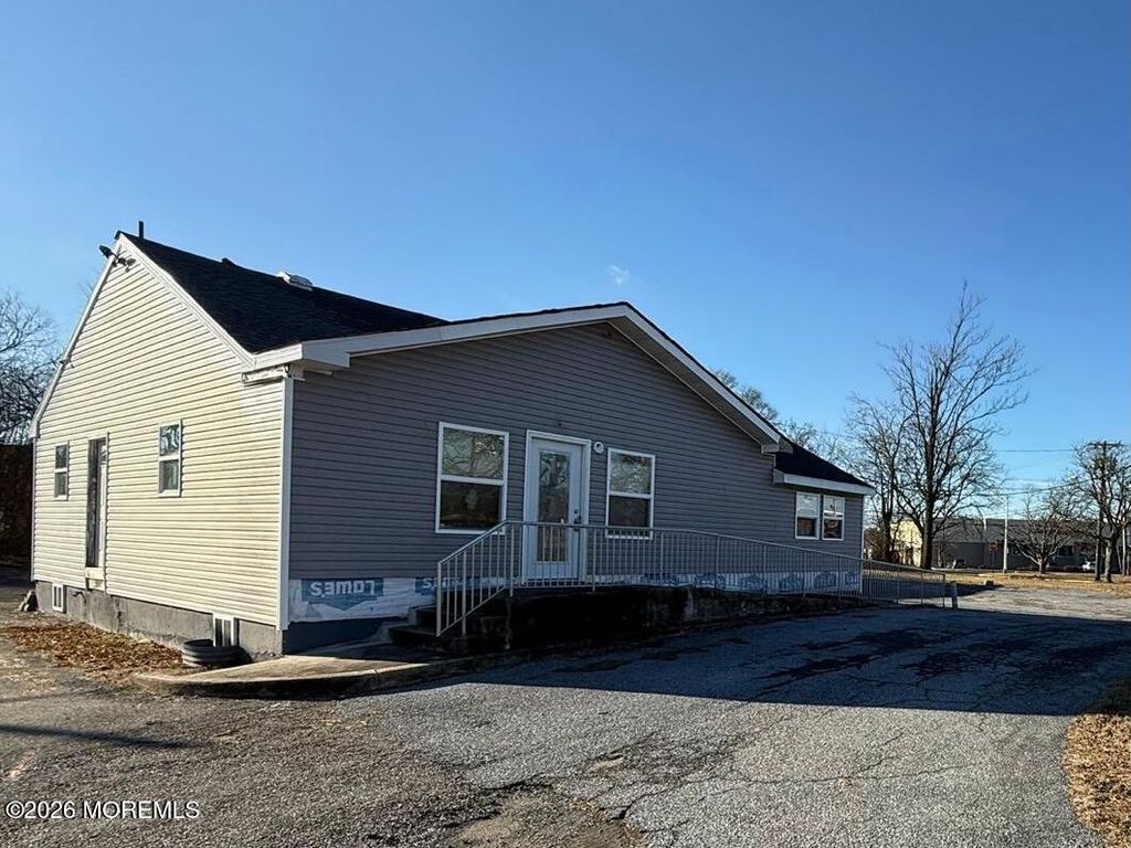 10 Sidney Lane, Willingboro, NJ 08046