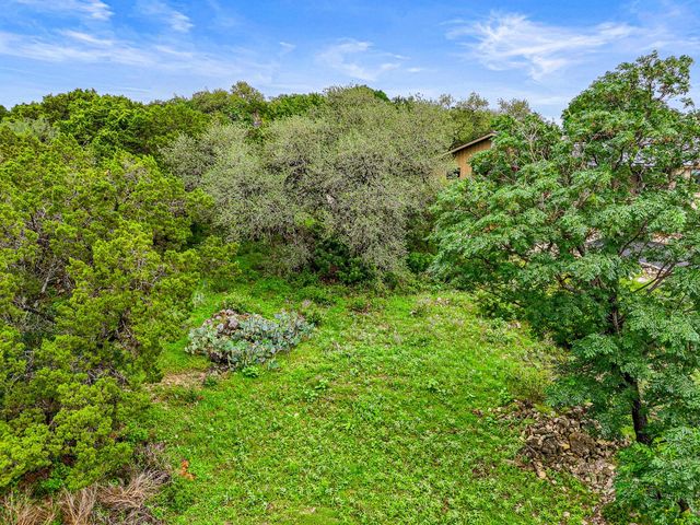 718 Starcrest, New Braunfels, TX 78130