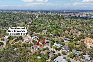 718 Starcrest, New Braunfels, TX 78130