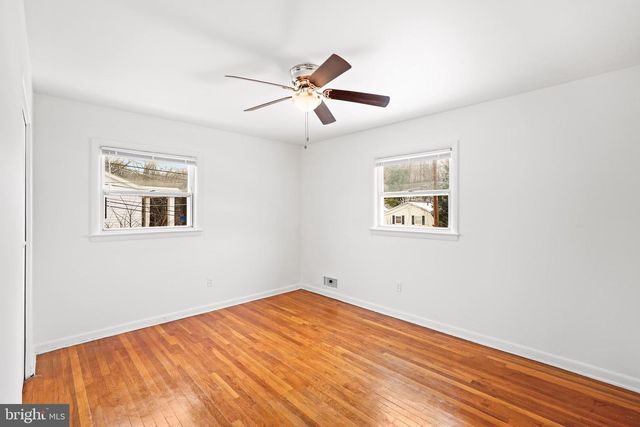 6903 FAWNCREST DR, Capitol Heights, MD 20743