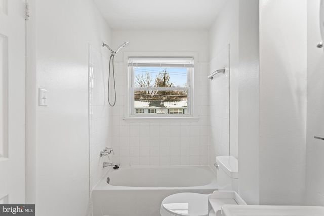 6903 FAWNCREST DR, Capitol Heights, MD 20743