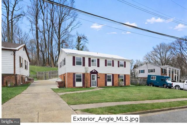 6903 FAWNCREST DR, Capitol Heights, MD 20743