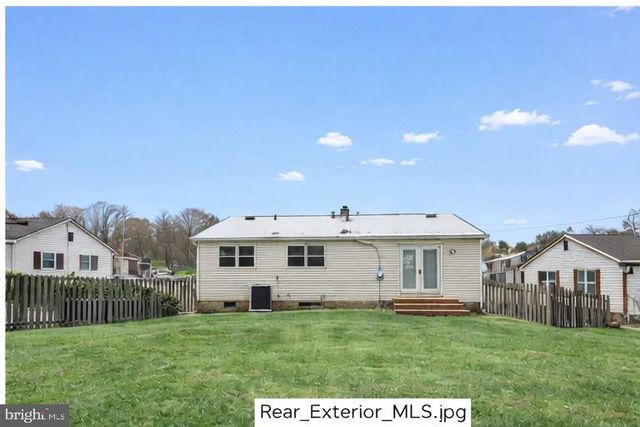 6903 FAWNCREST DR, Capitol Heights, MD 20743