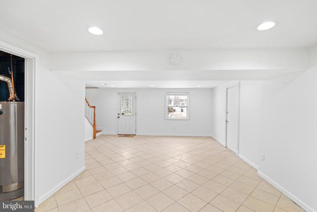 6903 FAWNCREST DR, Capitol Heights, MD 20743